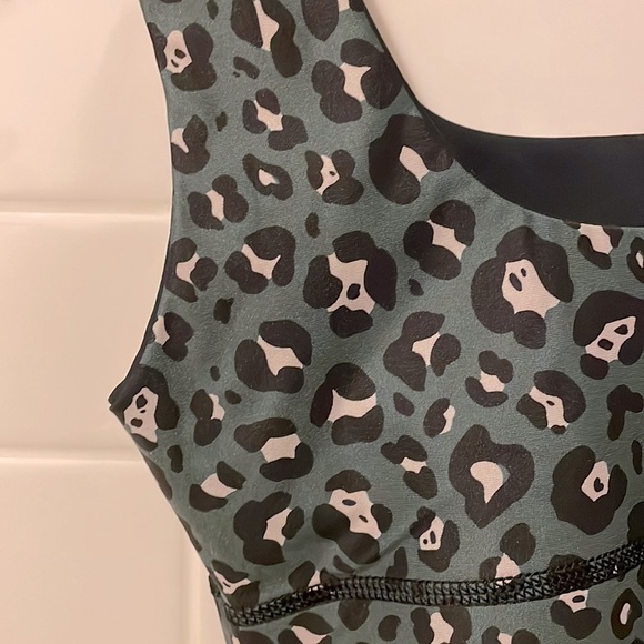 Fabletics Yoga Bra - Picture 3 of 3